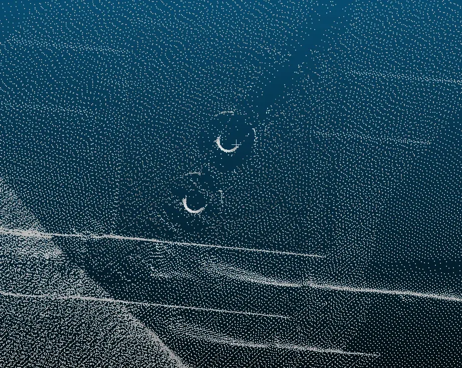Le même poteau avant recalage : deux cercles décalés.